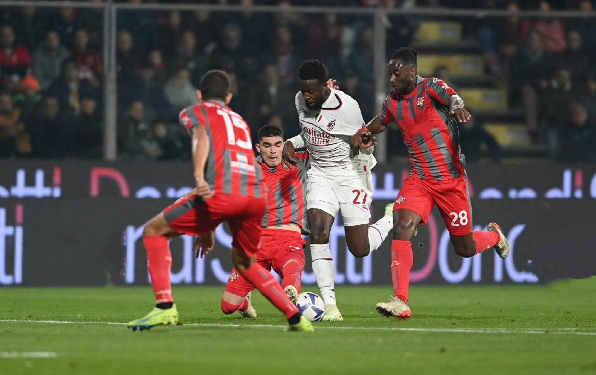 九游视频-关于萨索洛主场不敌对手，保级形势严峻的信息