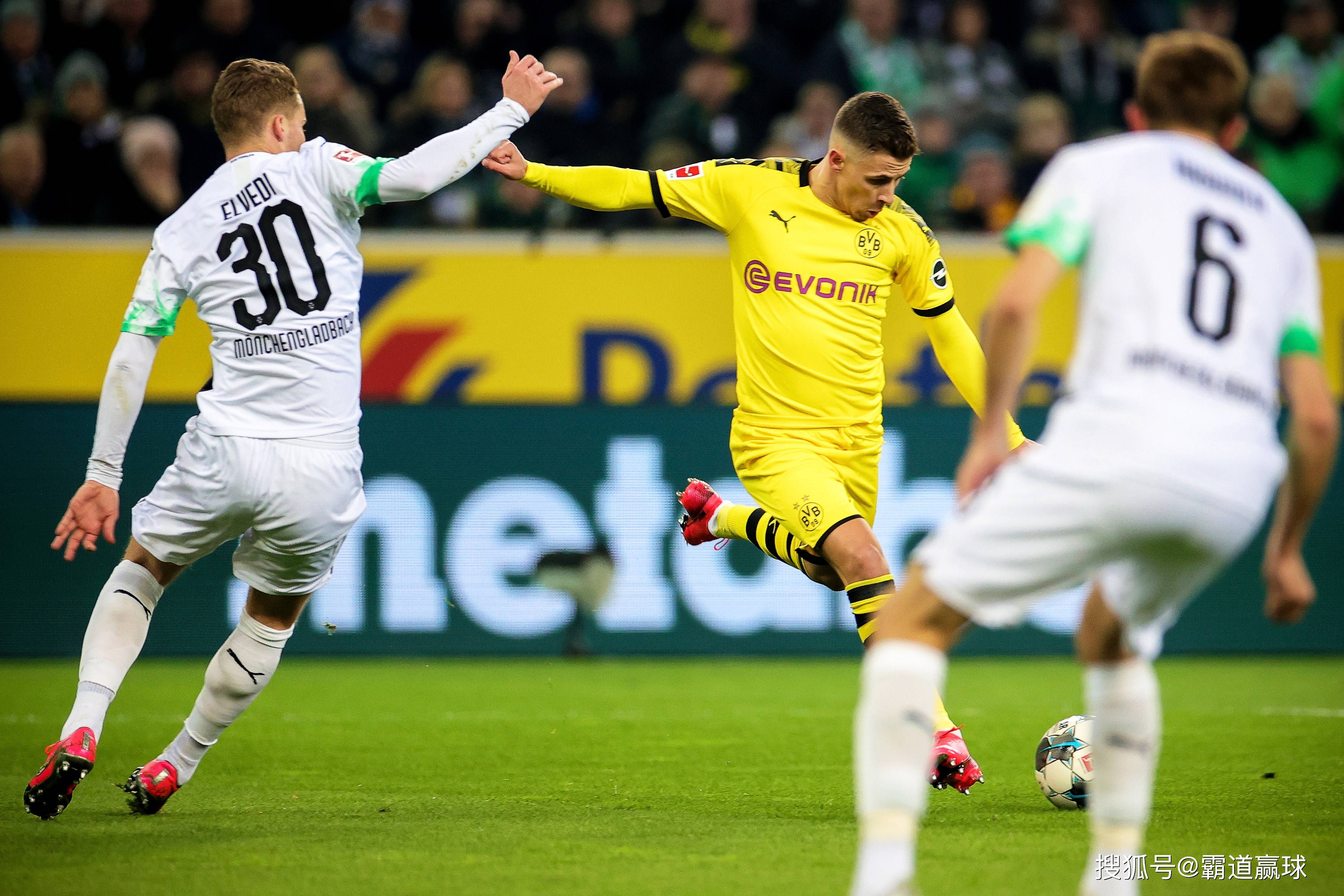 门兴格拉德巴赫防守稳固，取得主场胜利的简单介绍