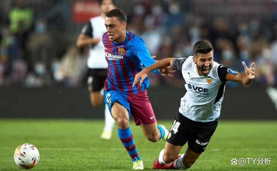 瓦伦西亚战平对手，保持不败纪录的简单介绍