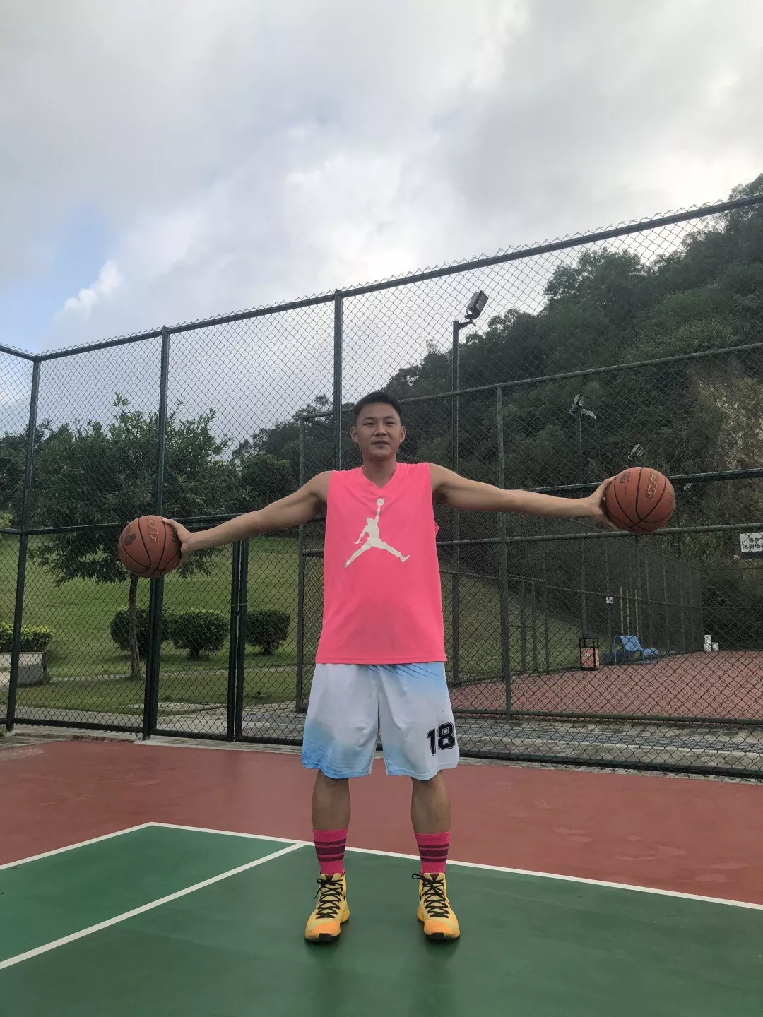 包含瑞士篮球协会推广青少年篮球运动,培养未来之星的词条 包含瑞士篮球协会推广青少年篮球运动,培养未来之星的词条